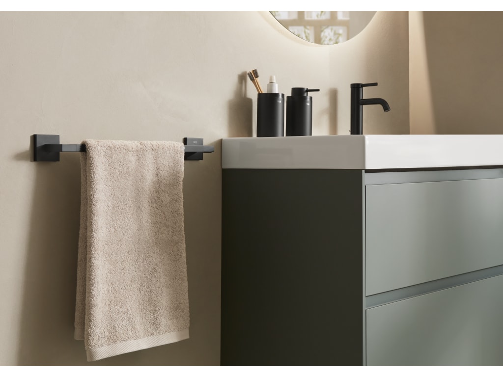Hotels Bathroom accessories collections Roca29