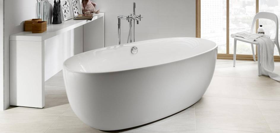 Bathroom for families by Roca